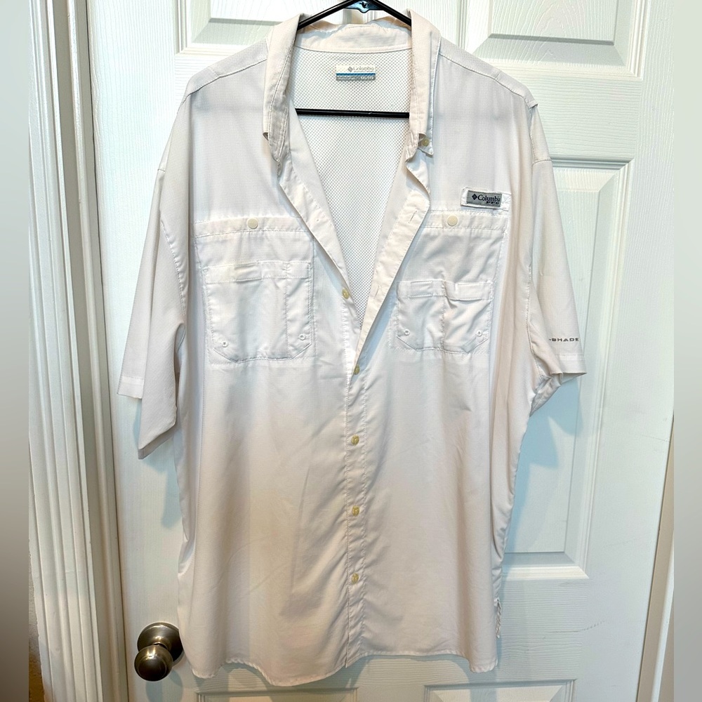White Columbia PFG - gently used, no stains - 2XL